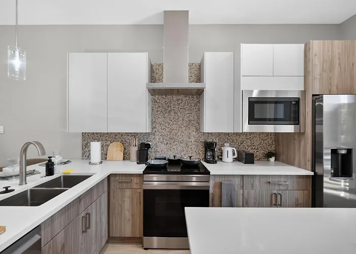 Sage Sanctuary 2bd Townhouse Free Parking